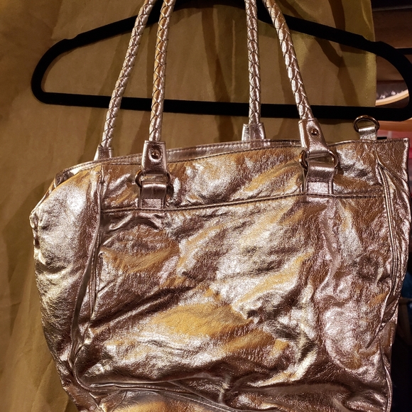 Silver foil bag with faux rectangle gems. - Picture 2 of 4